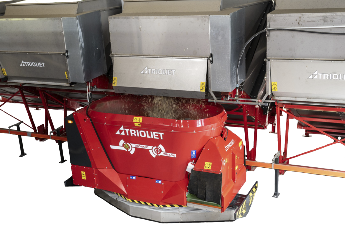 This-Triomatic-feed-kitchen-consists-of-more-supply-bunkers