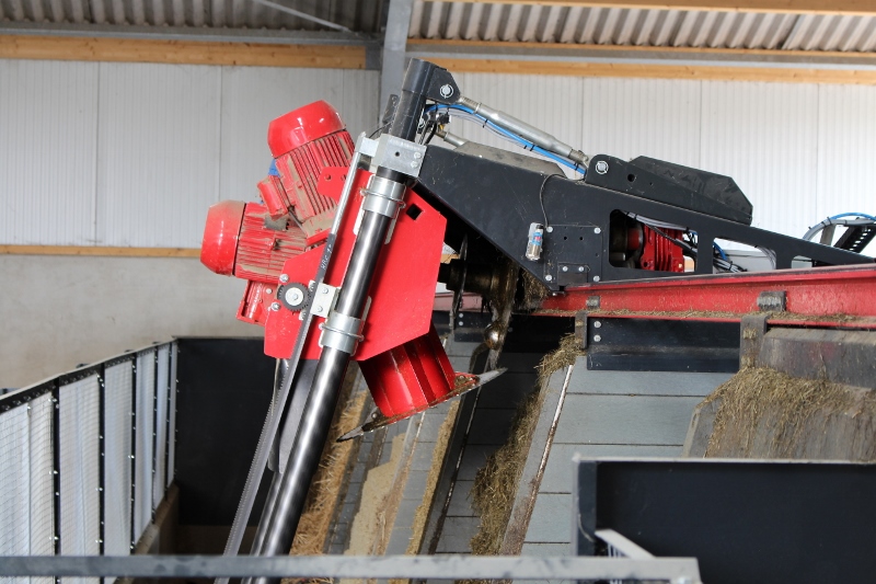 This-Trioliet-automatic-feeder-is-feeding-equipment-for-dairy-farmers